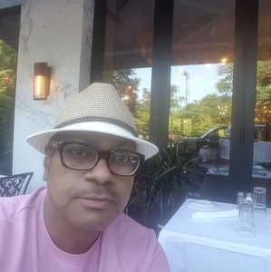 Meet your Posher, Derek